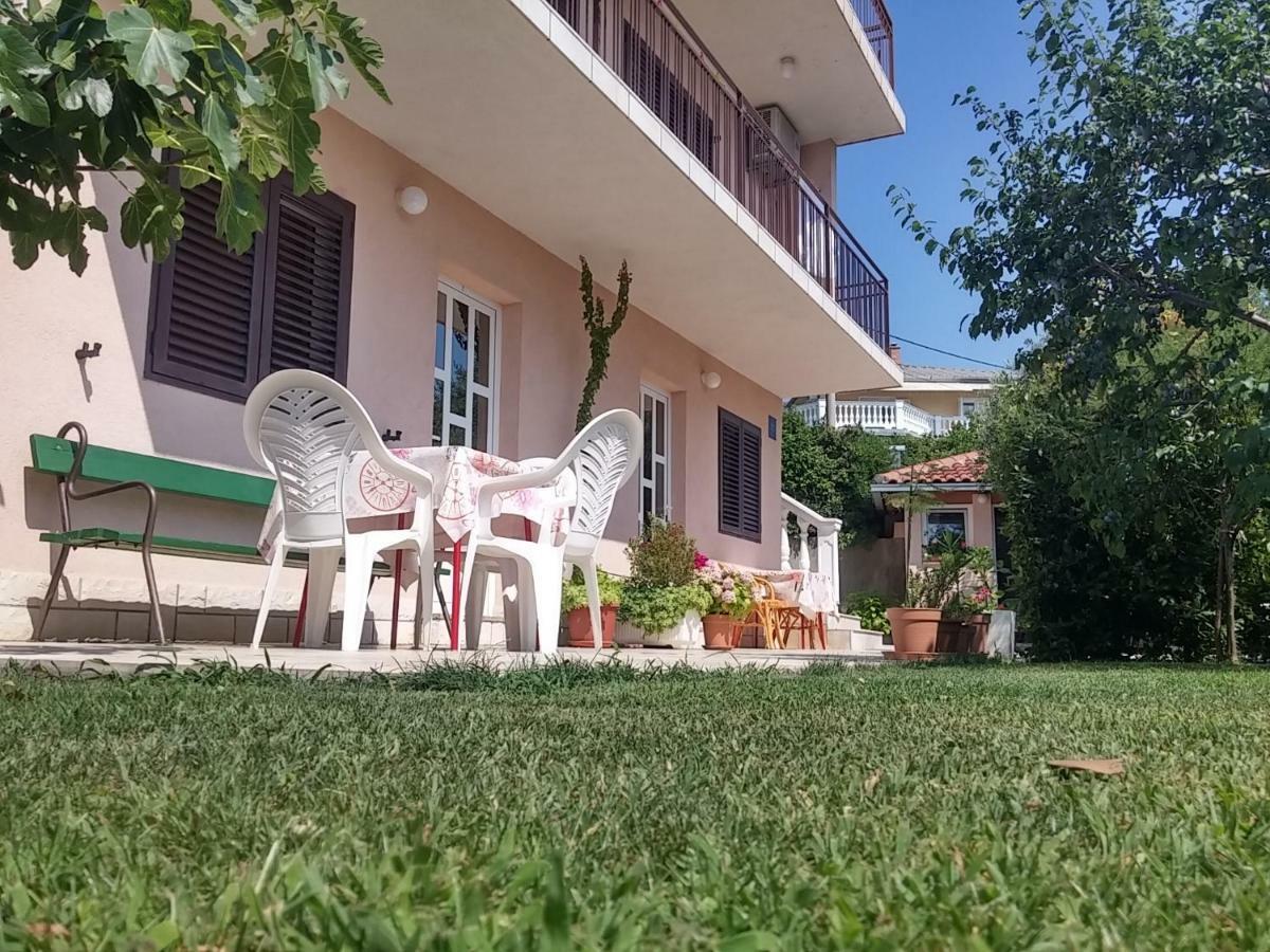 Apartments Katarina Нови-Винодолски Экстерьер фото